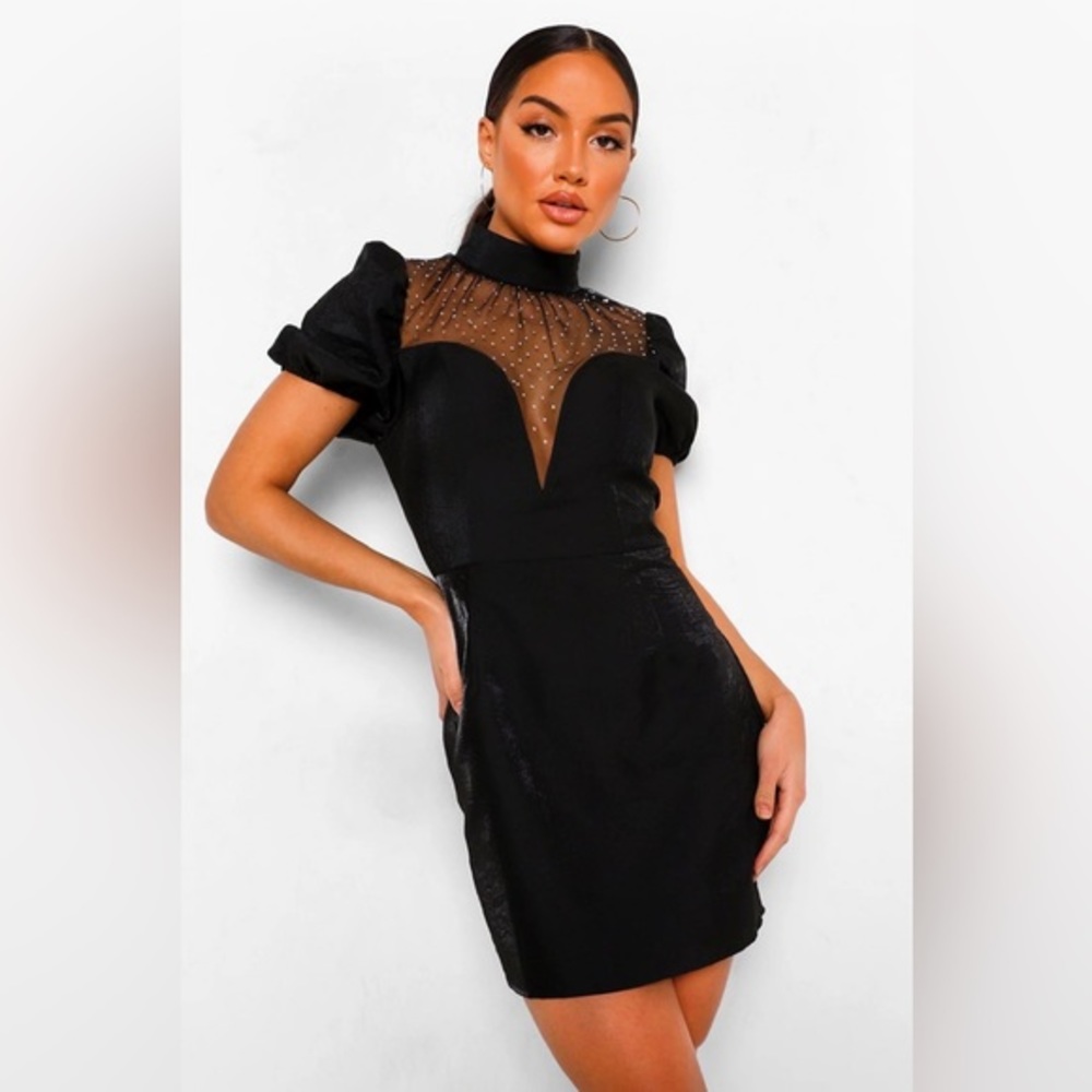 BOOHOO DIAMANTE DETAIL MESH MINI DRESS size 4 NWT